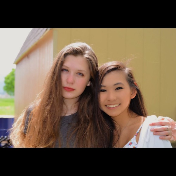 Meet your Posher, Anna - Picture 4 of 5